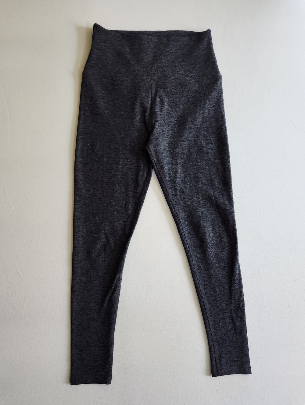 Beyond Yoga black/grey pattern Leggings size medium